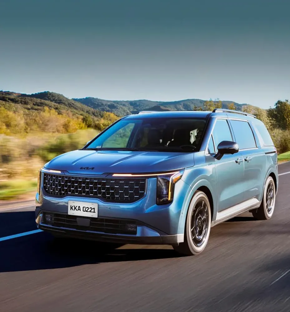 Kia-carnival-3caracteristicas 2-Vista Trasera